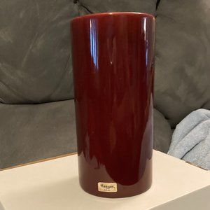 VINTAGE 1990 Burgundy/Maroon Haegar Ceramic Pottery Vase w/Label-8.75" High-EUC